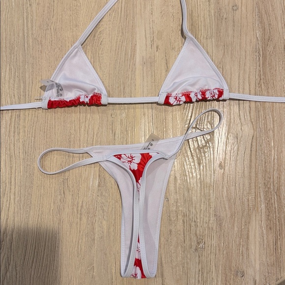 Red Floral Bikini Set - Picture 3 of 3